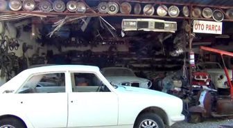 Ortaca'da Hurda Klasik Otomobiller 100 Bin Liraya Yenileniyor