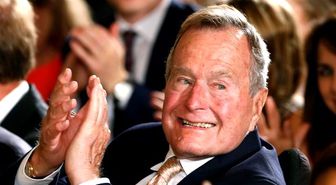 Baba Bush Hastaneye Kaldırıldı