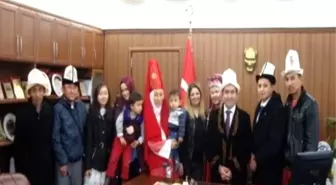 Kırgızlardan Kaymakam Nesim Babahanoğlu'na Ziyaret