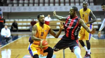 Justin Carter Galatasaray Liv Hospital'de