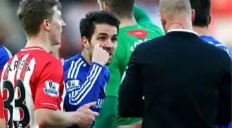 Fabregas'tan Hakem İsyanı