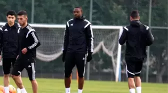 Gaziantep Bb'de Shola Ameobi'nin Sözleşmesi Feshedildi