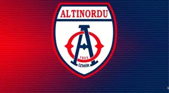 Altınordu 2 Futbolcuyla Yollarını Ayırdı