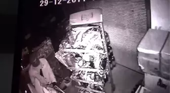 Gaziantep'te Kar Maskeli Hırsız
