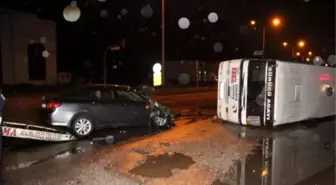 Otomobil ile Midibüs Çarpıştı: 1 Ölü, 2 Yaralı