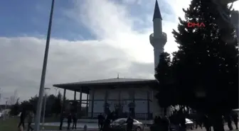 Abdullah Gül Cuma Namazını Fatih Ormanı Camii'nde Kıldı