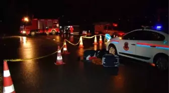 Sakarya'da Otomobil Devrildi: 1 Ölü, 4 Yaralı