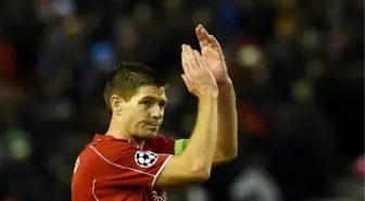 Steven Gerrard Uçup Gidiyor