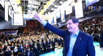 Başbakan Davutoğlu'nu Güldüren Slogan