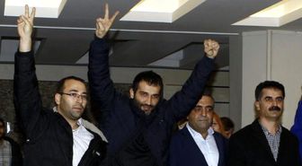 Biz Senin Anana Bir Şey Demeyelim, Sen de Bizimkine Dil Uzatma