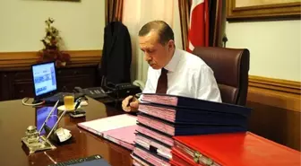 Erdoğan'ın Ofisinden Skandal Fotoğraf