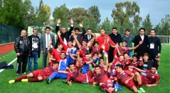 Adana'da Okullarası Genç Erkekler Futbol Müsabakaları