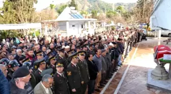 Kore Gazisi Çakıroğlu, Son Yolculuğuna Uğurlandı