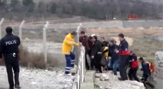 Malatya 2 Yıl Önce Oğlunun Boğulduğu Gölette Ölmek İstedi