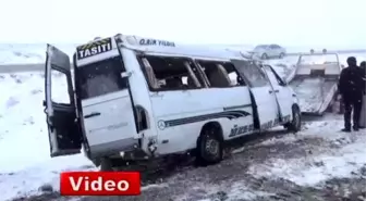 Öğretmenleri Taşıyan Servis Aracı Devrildi: 12 Yaralı