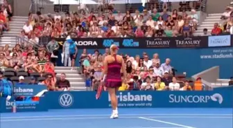 Brisbane: Kerber Souverän İm Viertelfinale