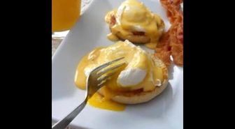 Eggs Benedict