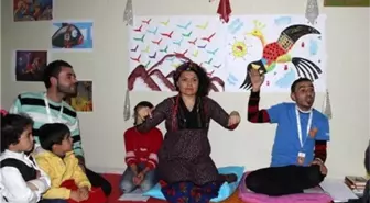 'Kardeş Masallar' Suriyeli ve Türkiyeli Minikleri Buluşturuyor