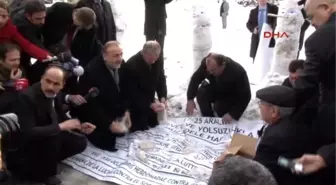 Oktay Vural'dan Kardan Adamlı Protesto