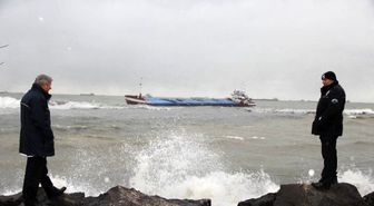 Samsun'da Kuru Yük Gemisi Karaya Oturdu