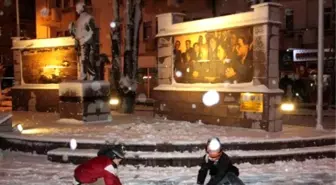 Amasra Beyaz Örtüye Büründü