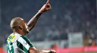 Galatasaray Bursaspor'un Golcüsü Fernandao'yu Transfer Etmek İstiyor