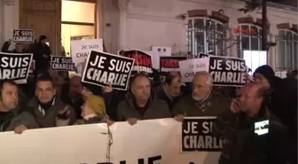 Charlie Hebdo Saldırısı Taksim'de Protesto Edildi