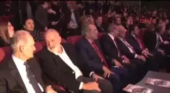 1arzuhan Doğan Yalçındağ?a En Beğenilen İş Kadını Ödülü