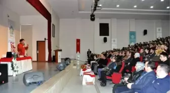 Dünyaca Ünlü Türk Restorancı Özer Neü'de Konferans Verdi