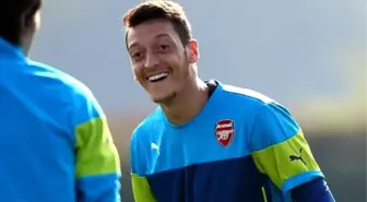 Wenger'den Mesut Müjdesi