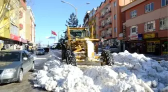 Göksun'da Kar Temizliği