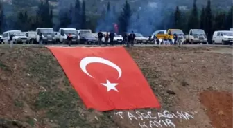 Köylülerin Taş Ocağı Eylemi Şenliğe Döndü