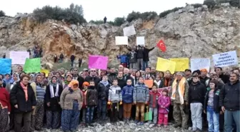 Köylülerin Taş Ocağı Protestosuna CHP'li Vekillerinden Destek