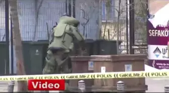 Sefaköy'de Şüpheli Paket Polisi Alarma Geçirdi