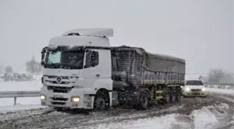 Gelenbe Yolu Tedbir Amaçlı Kapatılıp Önlemler Alındıktan Sonra Tekrar Açıldı