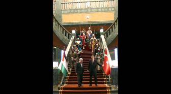 Cumhurbaşkanlığı'ndaki Temsili 16 Türk Devleti Kıyafetli Askerleri Resmi Karşılama Törenlerinde...