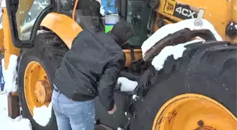 Muş'ta Evler Kara Gömüldü