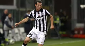 Lichtsteiner İki Yıl Daha Juventus'ta