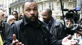 Fransız Komedyen 'Je Suis Charlie' Demediği İçin İçeri Alındı