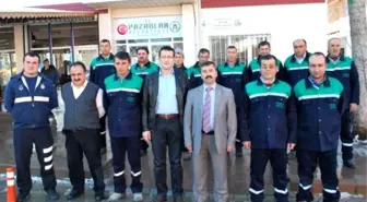 Pazarlar Belediyesi'nden İşçilerine Kışlık Elbise