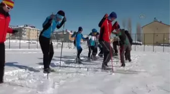 Tuncelili Kayakçılar Yarışlara Hazırlanıyor