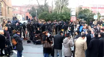 Yaşar Kemal Yoğun Bakımda..başhekim 'Olumsuzluğa Gidiş Söz Konusu Değil'