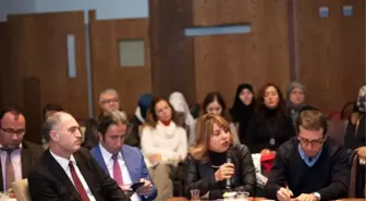 Küçükçekmece'de 'Kadına Şiddet Çalıştayı' Yapıldı