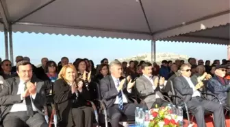 Güzelbahçe'de Kanayan Yarasına Neşter