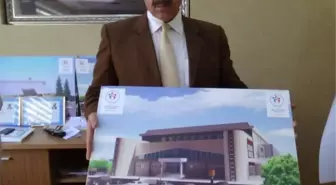 Siirt Gençlik Hizmetleri ve Spor İl Müdürü Hüsam Olgaç, Yatırımları Değerlendirdi