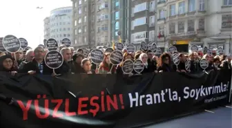 Binlerce Kişi Hrant Dink'i Andı