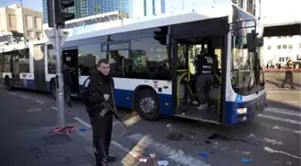 Tel Aviv'de Otobüste Bıçaklı Saldırı: 5'i Ağır 15 Yaralı