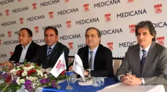 Sivaspor, İsim Sponsorluğu İçin Medicana ile Sözleşme İmzaladı