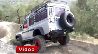 Zeytin Tarlasını Off Road Parkuruna Çevirdi