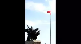 Antalya'da Türk Bayrağı Gönderde Kaldı